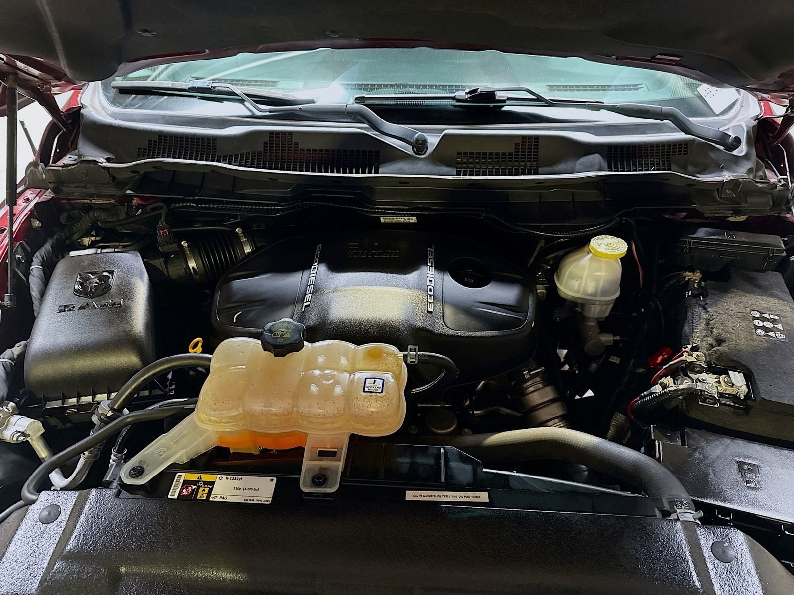 2018 RAM 1500 Laramie Crew Cab 4x4 5'7" Box