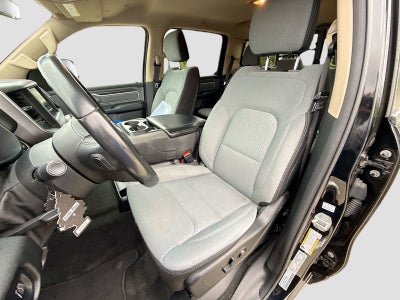 2020 RAM 1500 Big Horn Crew Cab 4x4 5'7" Box