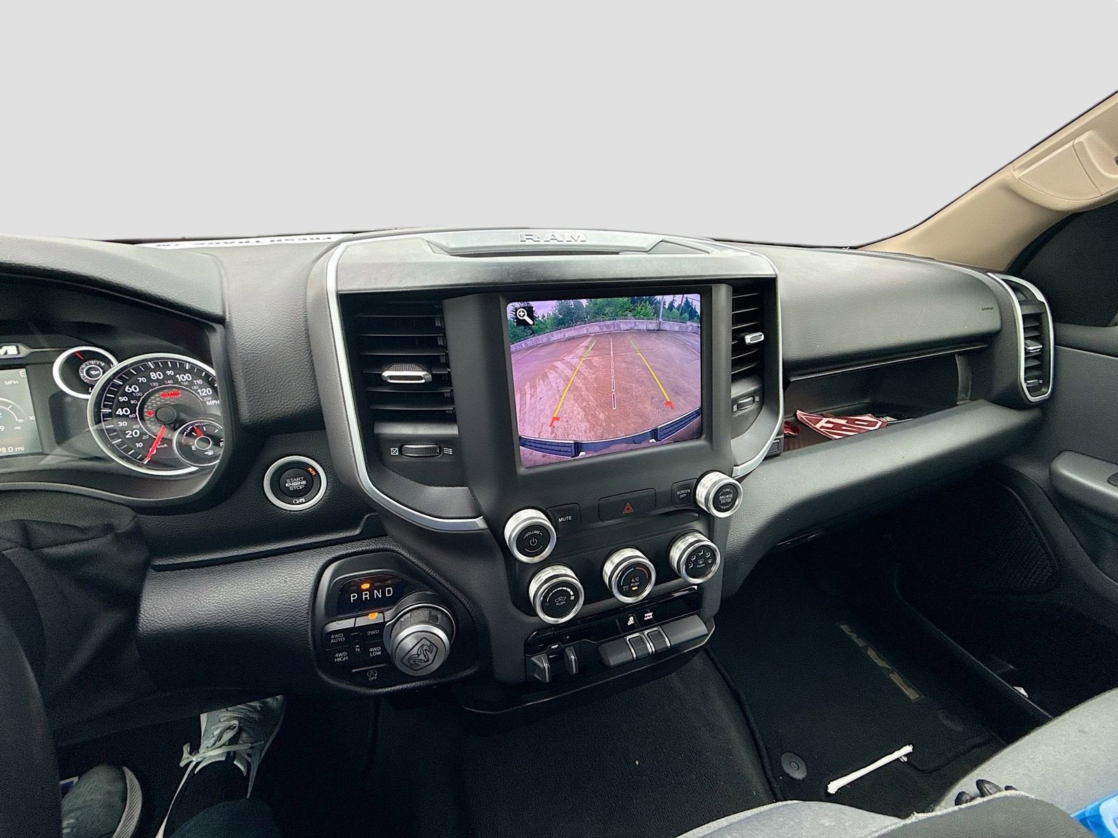 2020 RAM 1500 Big Horn Crew Cab 4x4 5'7" Box