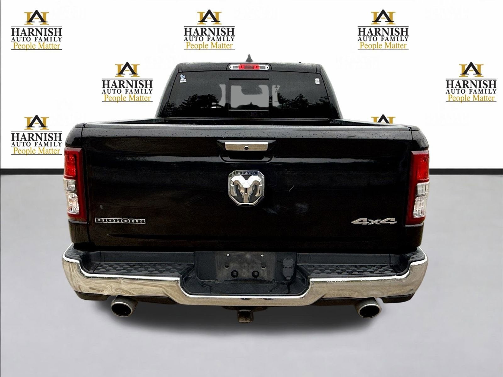 2020 RAM 1500 Big Horn Crew Cab 4x4 5'7" Box