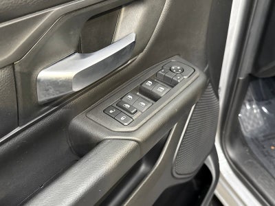 2025 RAM 1500 Tradesman Crew Cab 4x4 5'7" Box