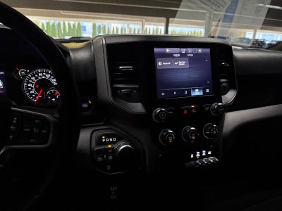 2025 RAM 1500 Tradesman Crew Cab 4x4 5'7" Box