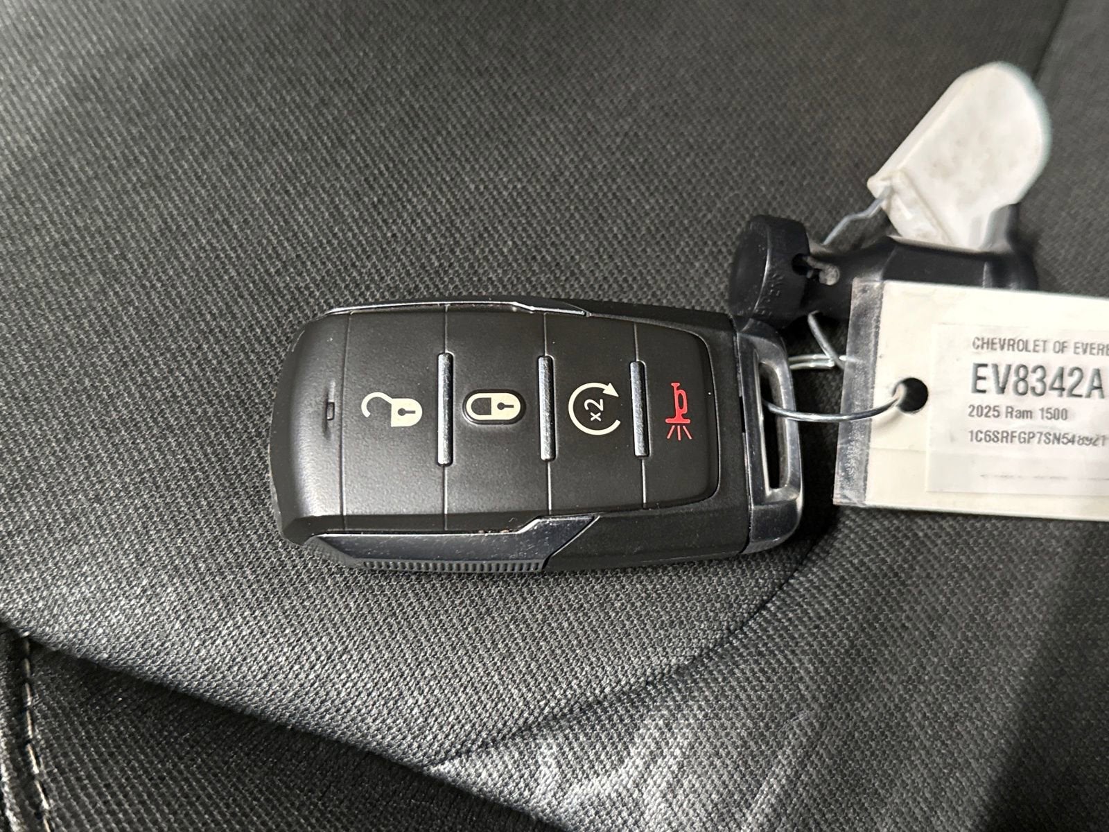 2025 RAM 1500 Tradesman Crew Cab 4x4 5'7" Box