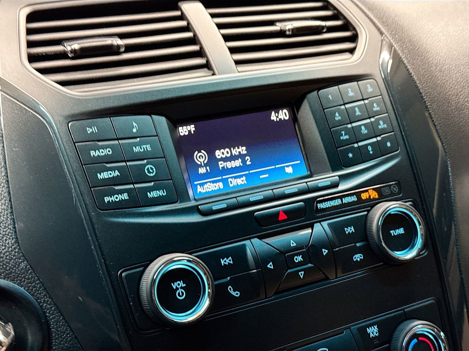 2019 Ford Explorer Base