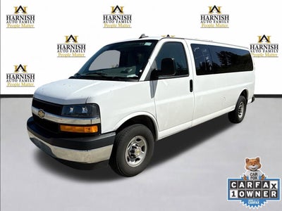 2024 Chevrolet Express Passenger 3500 1LT