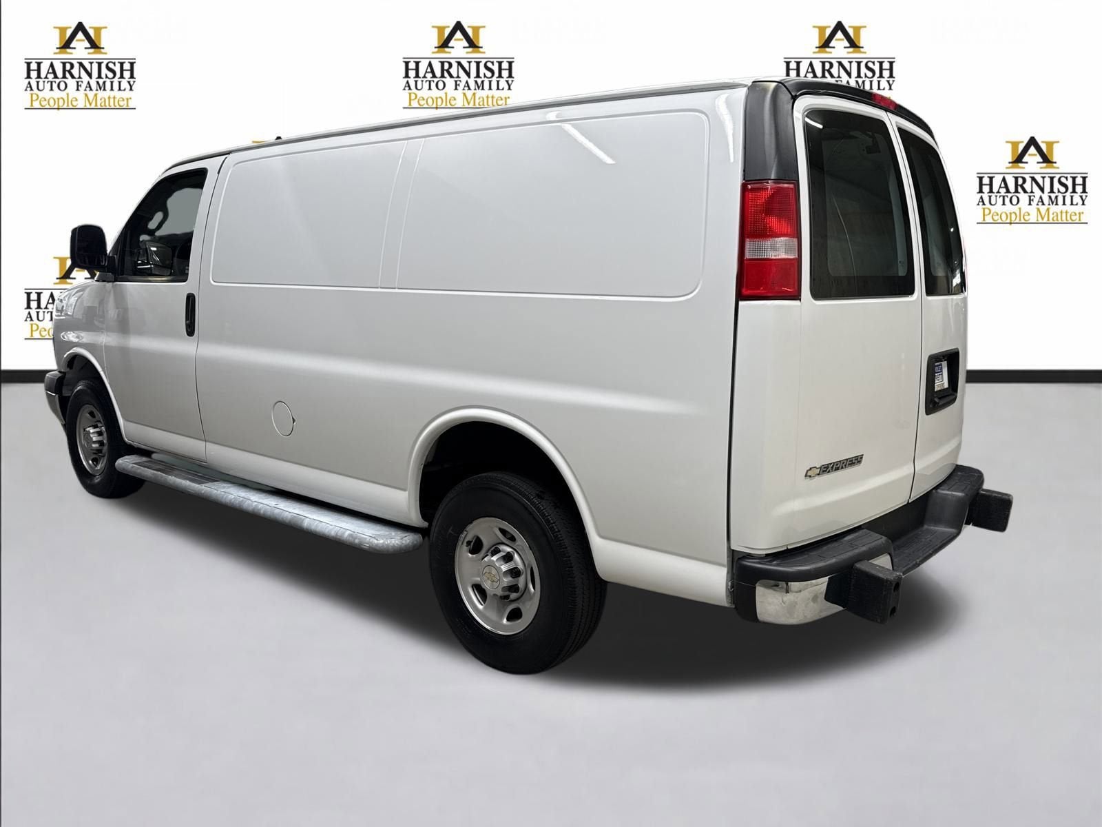 2024 Chevrolet Express Cargo 2500 WT