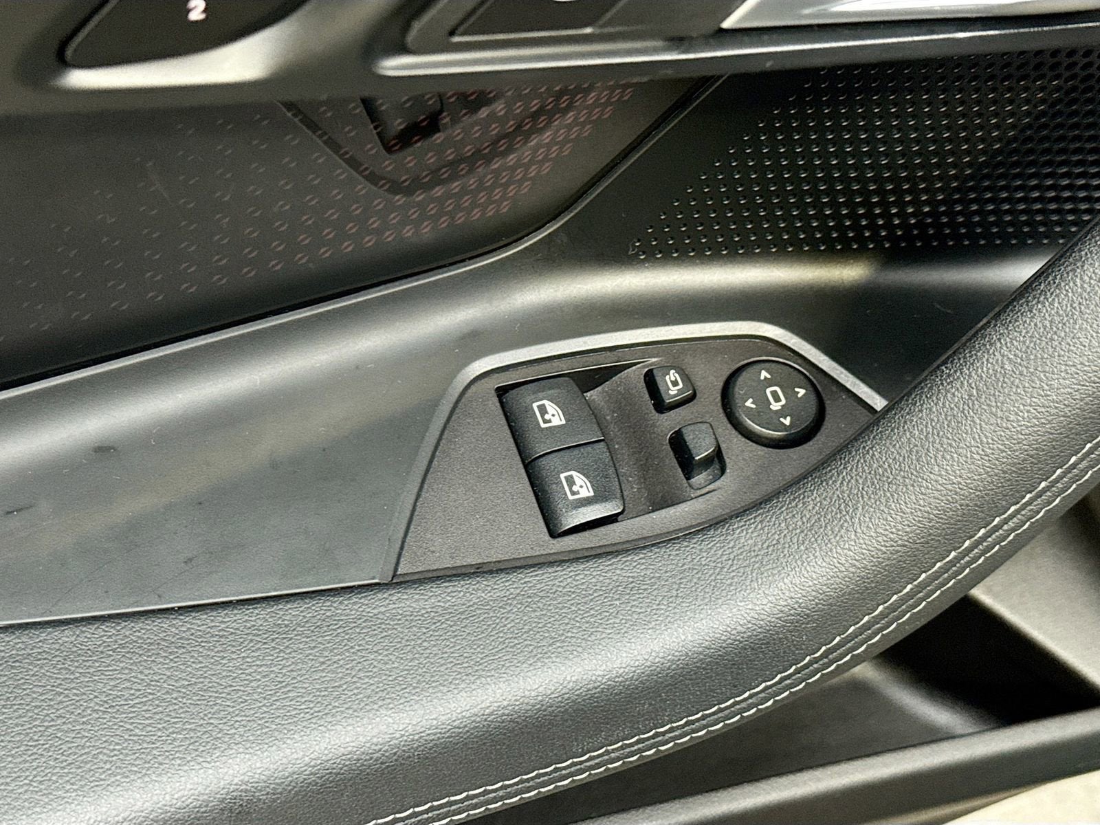 2024 BMW 230i xDrive