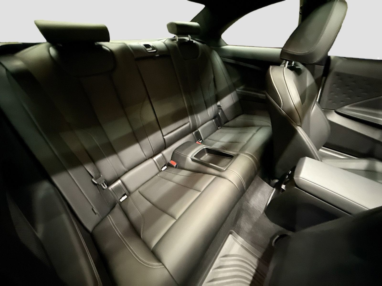 2024 BMW 230i xDrive