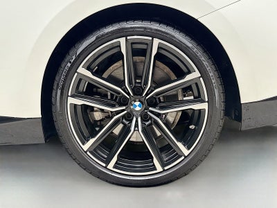 2024 BMW 230i xDrive