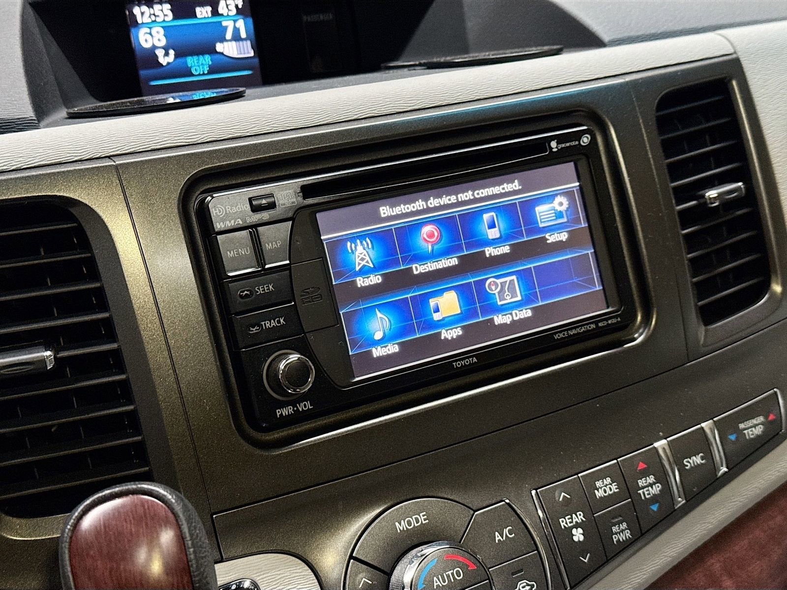 2013 Toyota Sienna XLE 7 Passenger