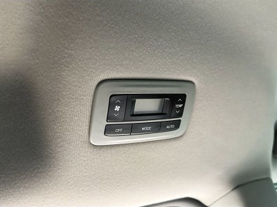 2013 Toyota Sienna XLE 7 Passenger