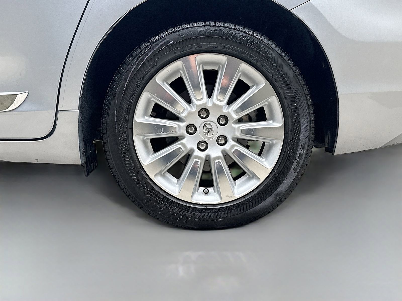 2013 Toyota Sienna XLE 7 Passenger