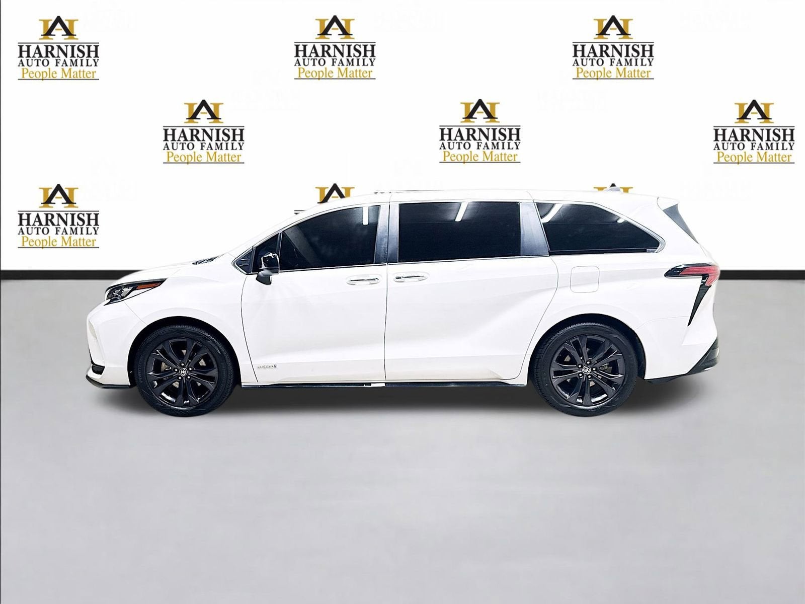 2021 Toyota Sienna XSE