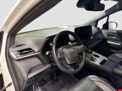 2021 Toyota Sienna XSE