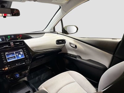 2020 Toyota Prius LE