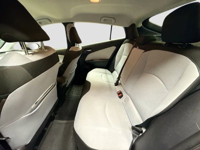 2020 Toyota Prius LE