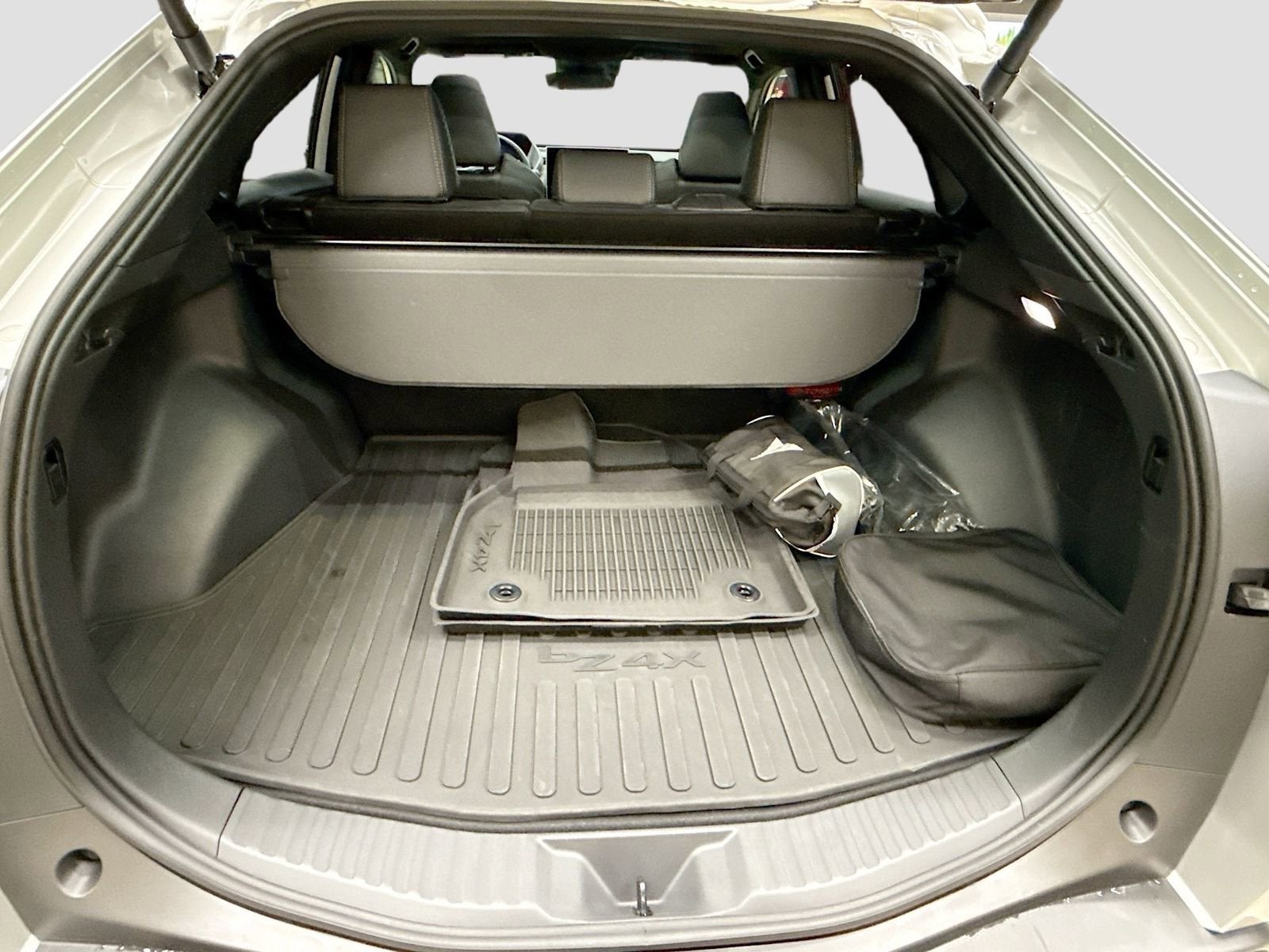 2024 Toyota bZ4X XLE