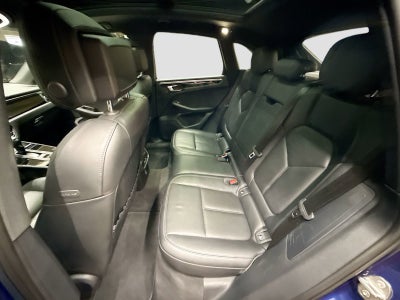 2024 Porsche Macan AWD