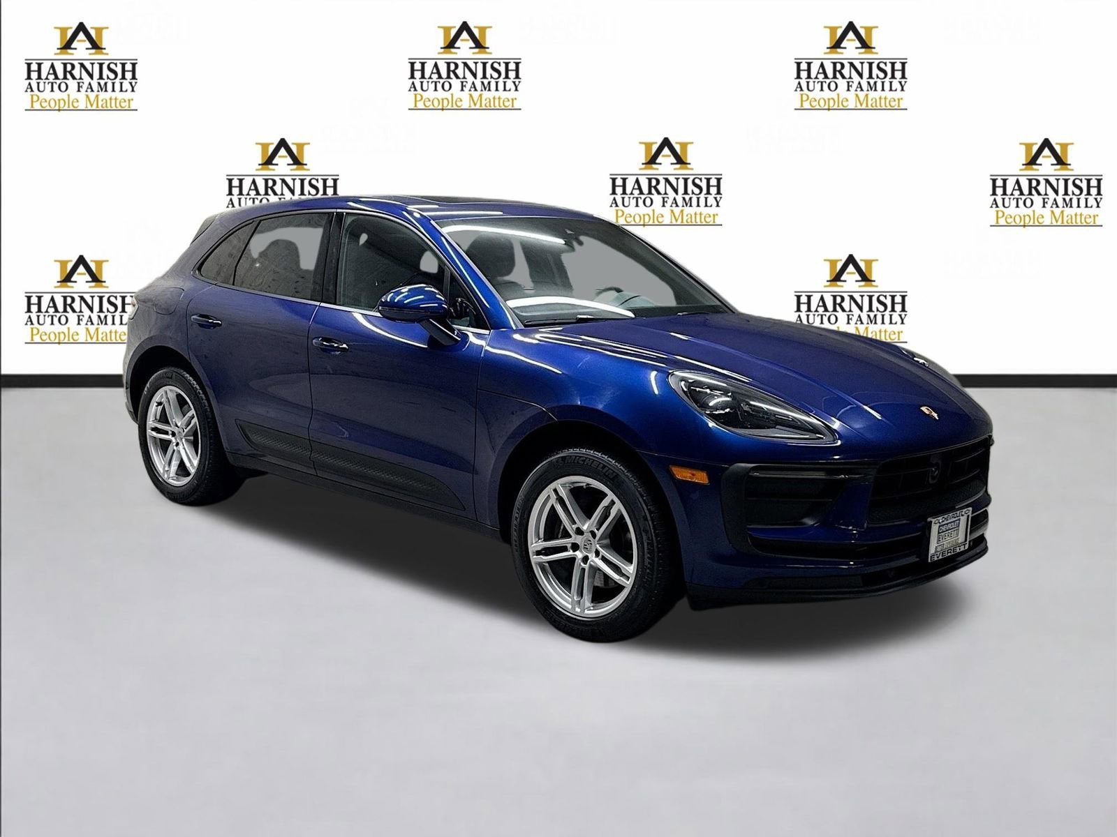 2024 Porsche Macan AWD