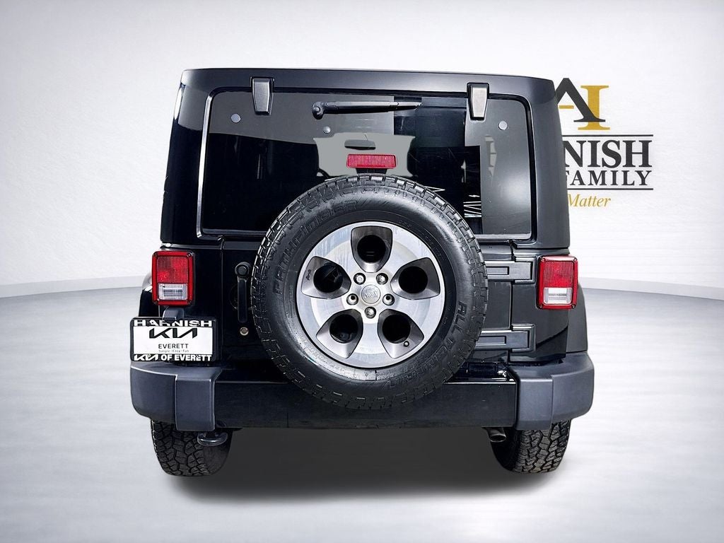 2016 Jeep Wrangler Unlimited Sahara