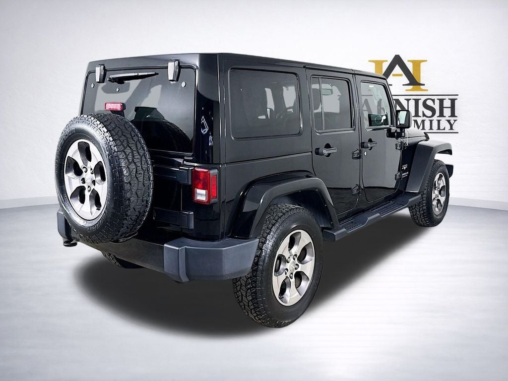 2016 Jeep Wrangler Unlimited Sahara