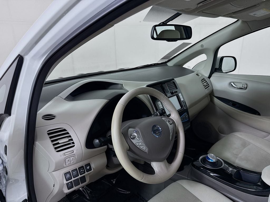 2015 Nissan Leaf SV