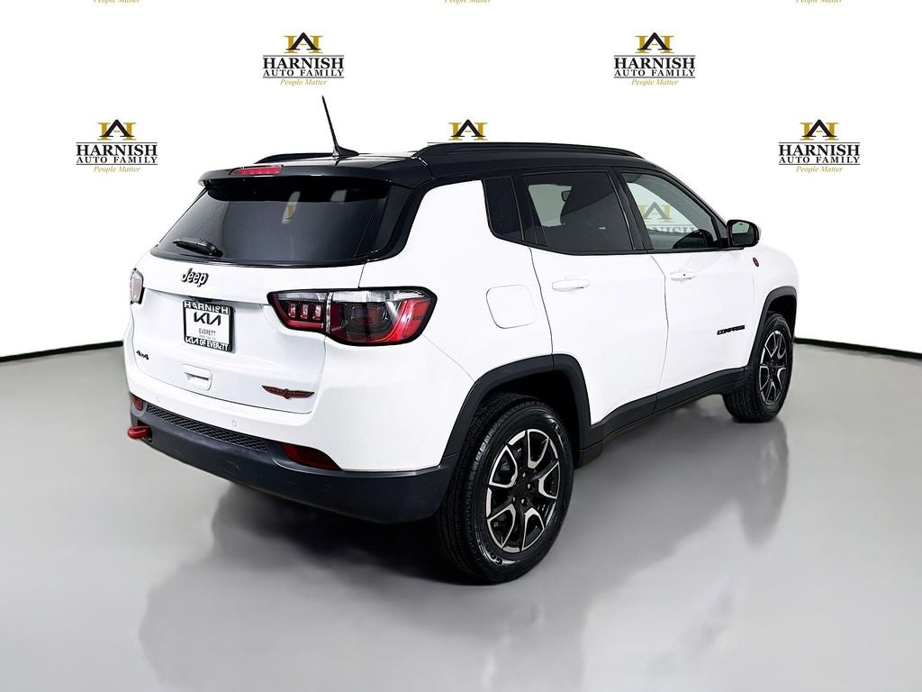 2024 Jeep Compass Trailhawk