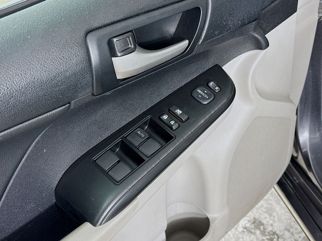 2013 Toyota Camry LE