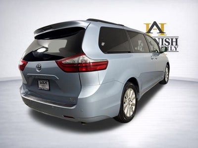 2015 Toyota Sienna XLE 7 Passenger