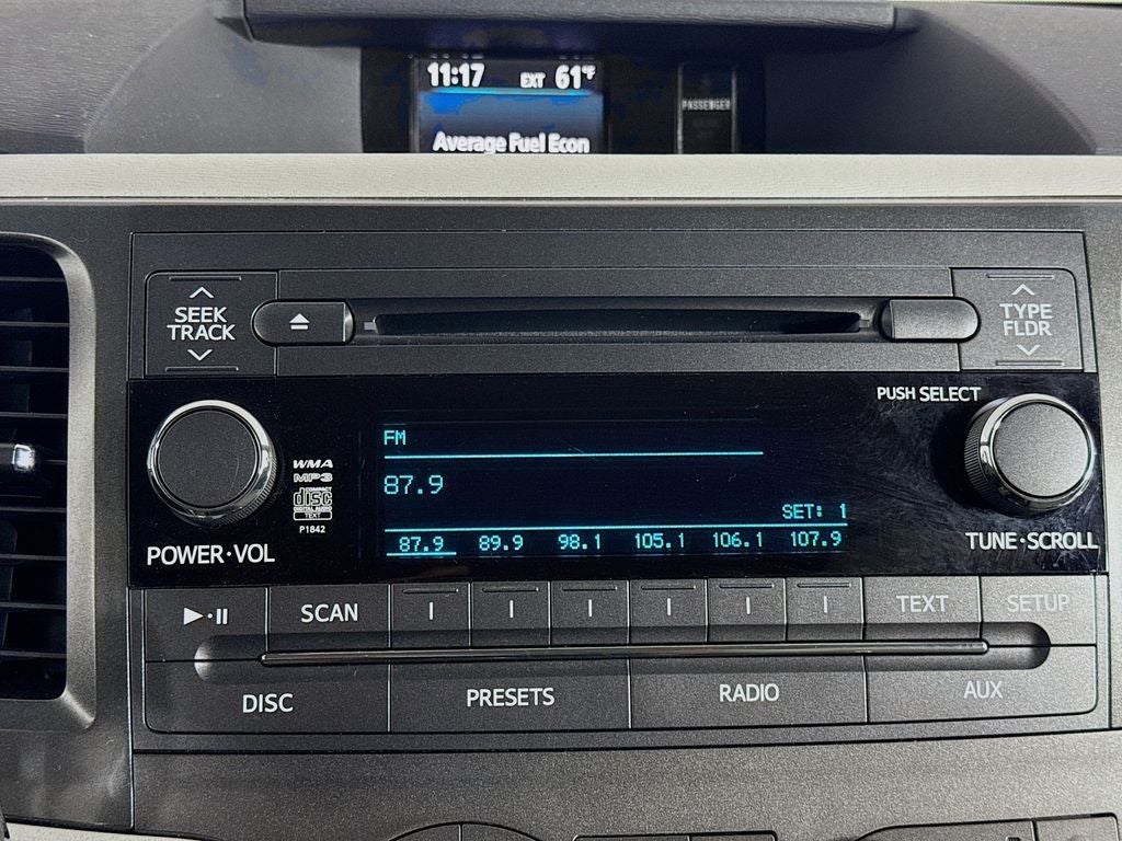 2011 Toyota Sienna LE