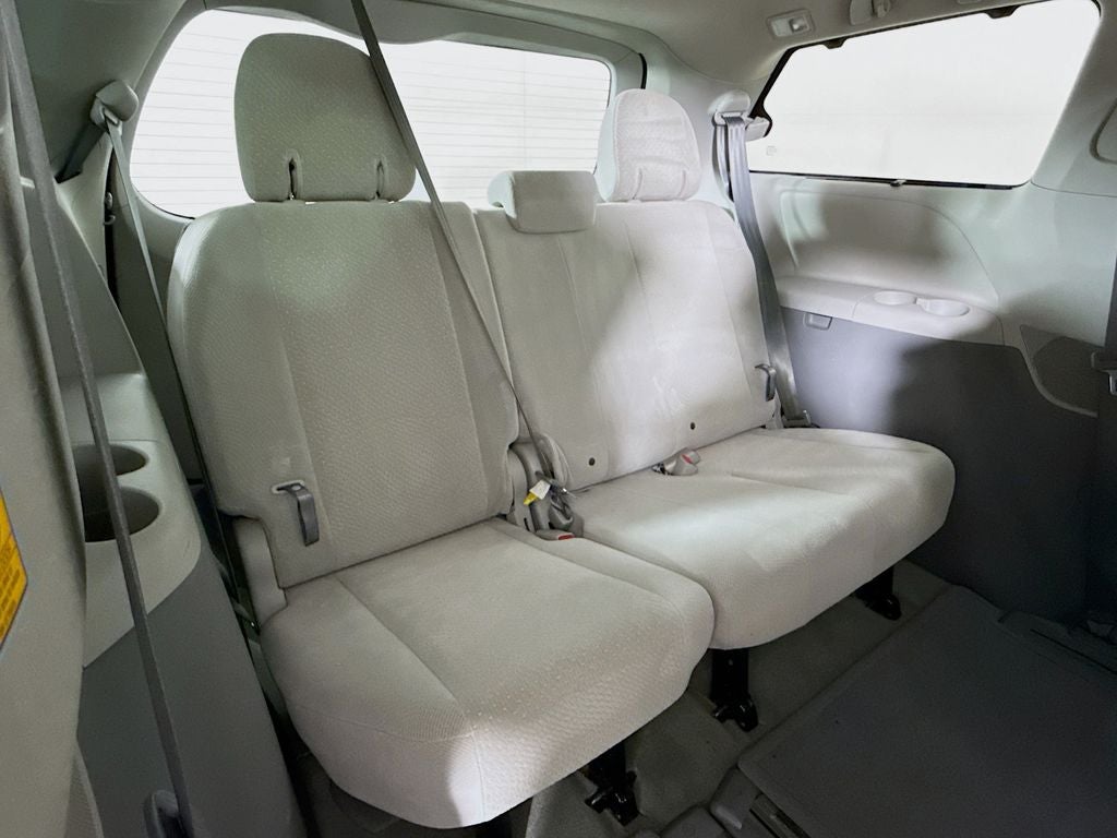 2011 Toyota Sienna LE
