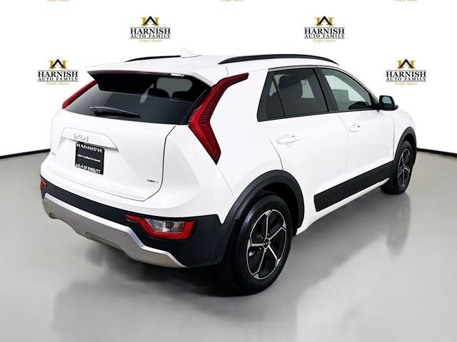 2024 Kia Niro LX