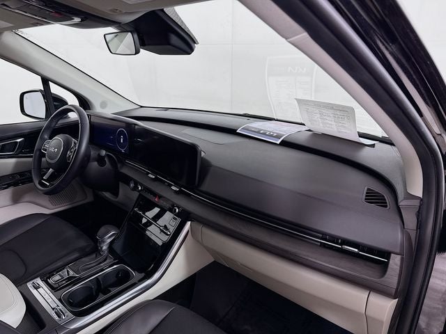 2024 Kia Carnival SX