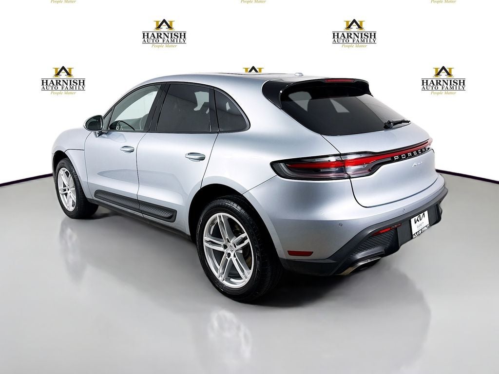 2024 Porsche Macan Base