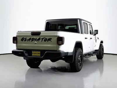 2022 Jeep Gladiator Sport