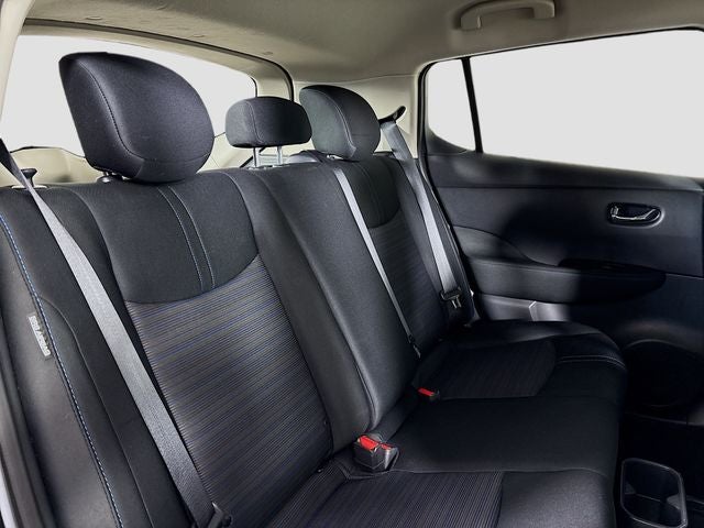 2023 Nissan Leaf SV Plus