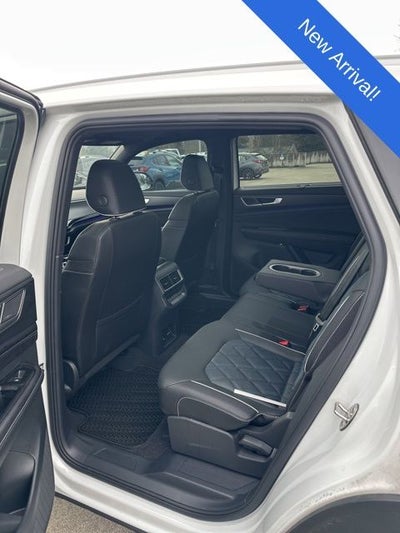 2025 Volkswagen Atlas Cross Sport 2.0T SEL Premium R-Line