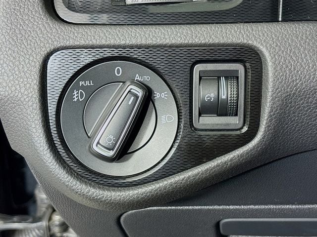 2017 Volkswagen Golf GTI SE