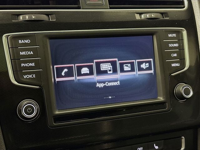 2017 Volkswagen Golf GTI SE