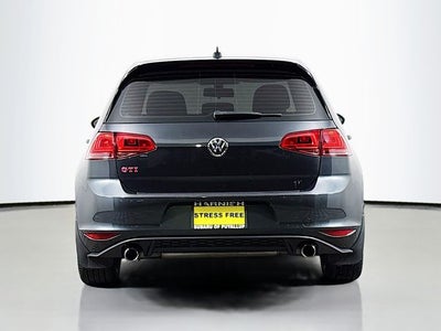 2017 Volkswagen Golf GTI SE