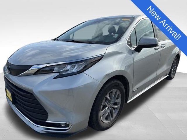 2021 Toyota Sienna XLE 7 Passenger