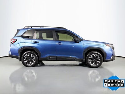 2025 Subaru Forester Base