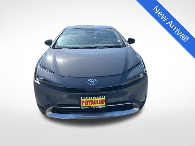 2025 Toyota Prius Plug-In Hybrid SE