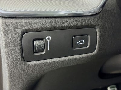 2019 Volvo XC60 T6 R-Design