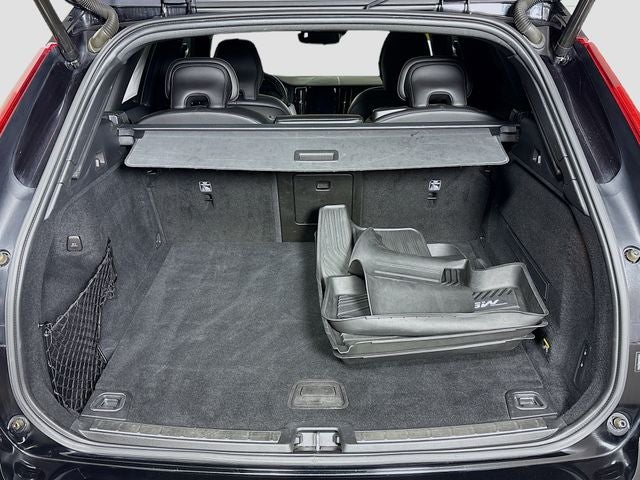 2019 Volvo XC60 T6 R-Design