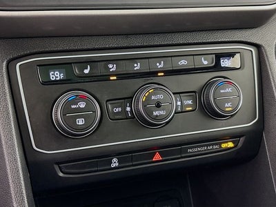 2020 Volkswagen Atlas Cross Sport 2.0T SE w/Technology 4Motion