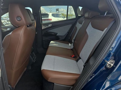 2023 Volkswagen ID.4 Pro