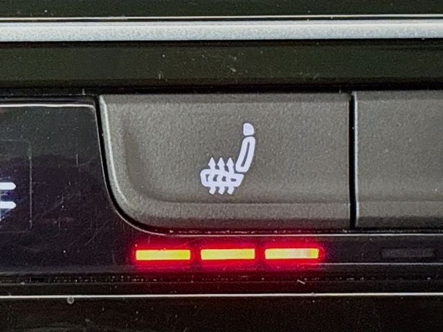 2022 Volkswagen Atlas Cross Sport 3.6L V6 SEL Premium R-Line