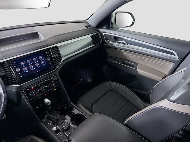 2022 Volkswagen Atlas Cross Sport 3.6L V6 SEL Premium R-Line