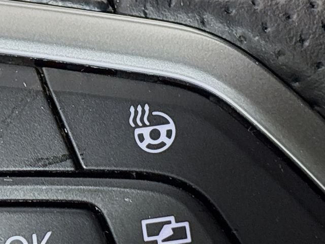 2022 Volkswagen Atlas Cross Sport 3.6L V6 SEL Premium R-Line